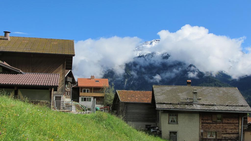 Ferienwohnung Graubuenden/ Castiel エクステリア 写真